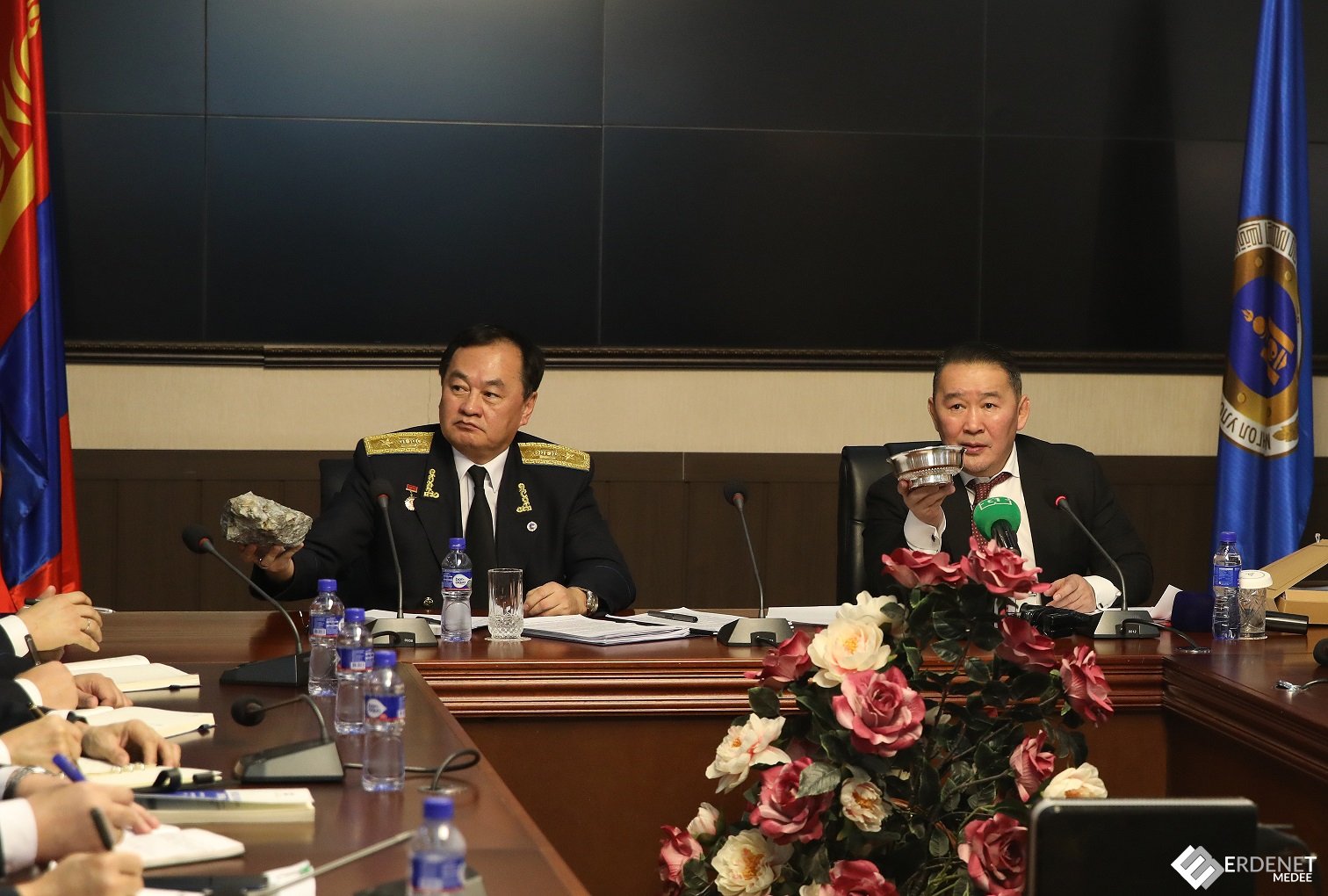М.Энх-Амгалан ерөнхий прокурор Монгол улсын Ерөнхийлөгчийг үл тоомсорлов