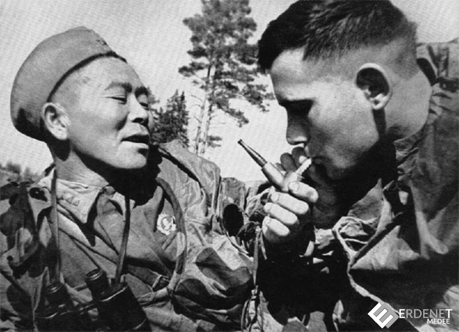 Дэлхийн II дайны үед Монголд тамхи тариалж, дайчдад нийлүүлж байжээ