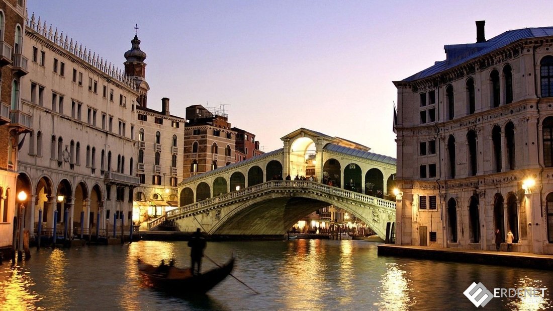 COVID-19 гарснаас хойш Италийн Венеци хотын ус олон жилийн дараа анх удаагаа тунгалаг болжээ
