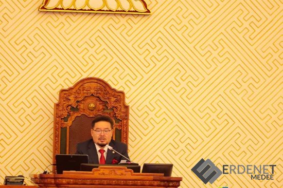 Г.Занданшатар: Банкны тухай хуулийг мөрдөж ажиллахгүй бол Монголбанкны удирдлагуудад хатуу хариуцлага тооцно